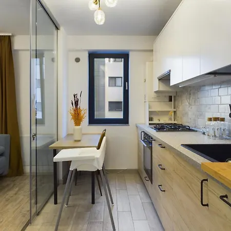 Urban * Βουκουρέστι